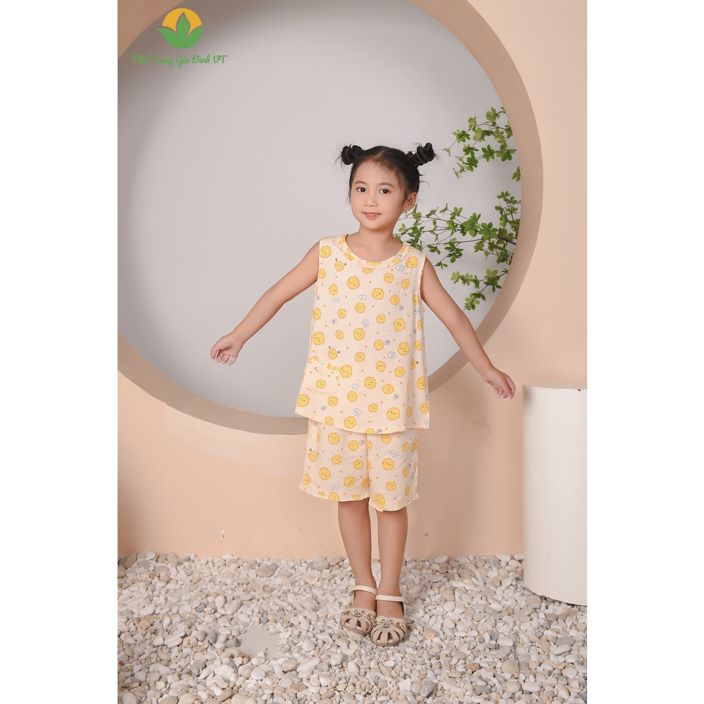 Bộ đồ lanh Việt Thắng, quần đùi áo sát nách họa tiết bé gái - B62.2209