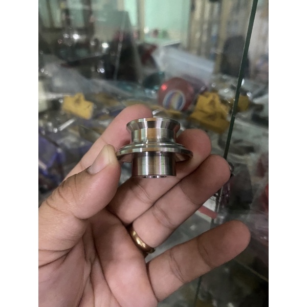 Cục Canh Bánh Trước Wave Dream Future