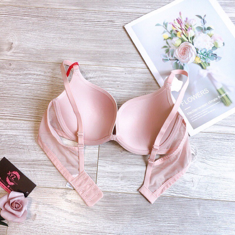 Áo lót xuất nhật cao cấp Xyz1654- trơn mút mỏng có gọng nâng ngực tròn đầy.