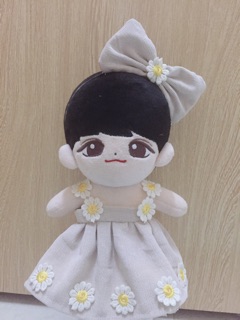 Outfit cho doll váy hoa cúc (tặng kèm nơ)
