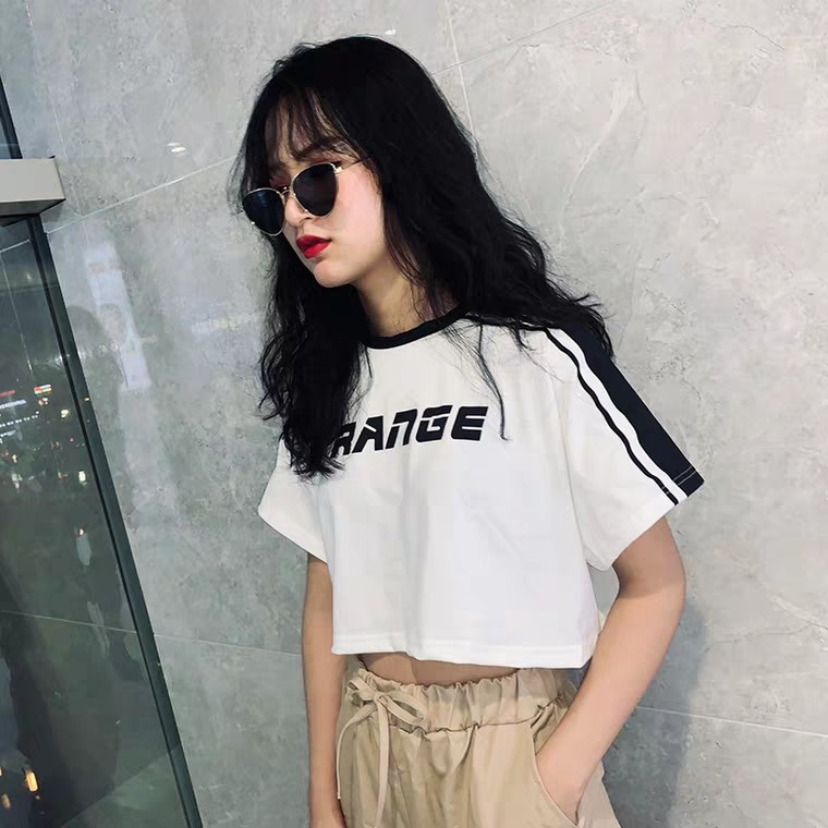 ÁO CROPTOP RANGE KẺ SỌC TRẮNG TAY LỠ 3 MÀU ĐEN ĐỎ TRẮNG