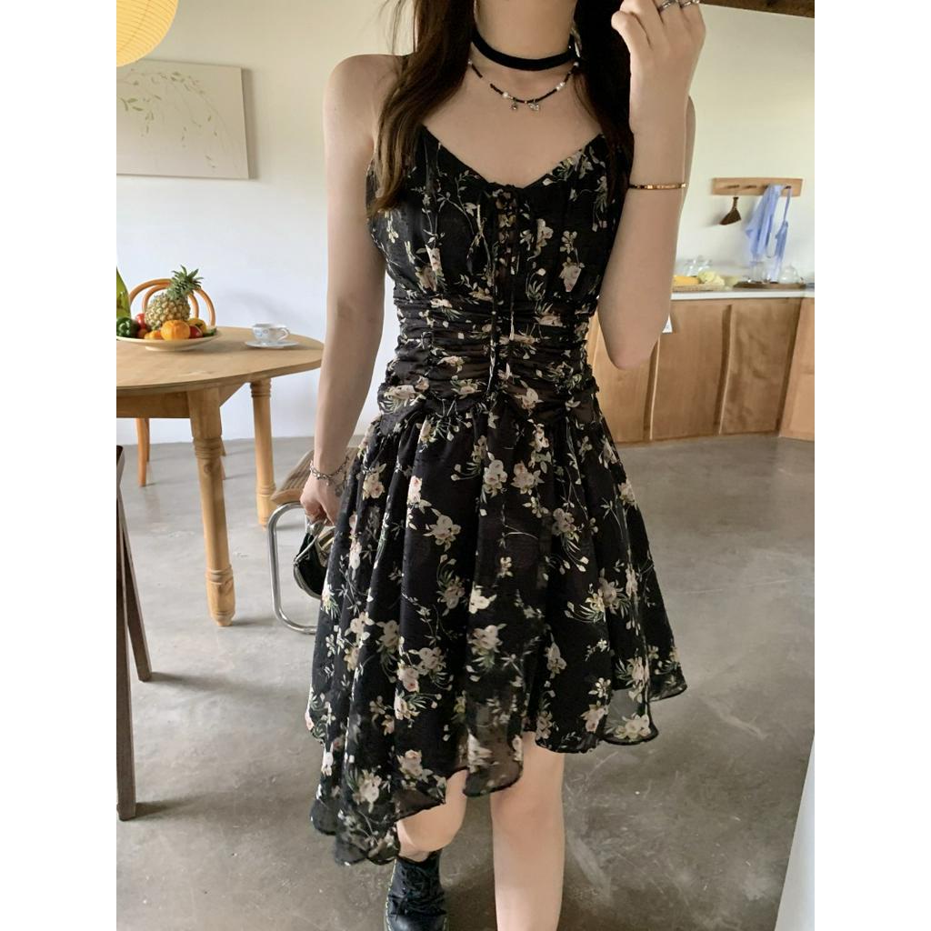 Đầm Hai Dây Cổ Chữ V Phối Bèo Họa Tiết Hoa Thiết Kế Không Đồng Đều Xinh Xắn
