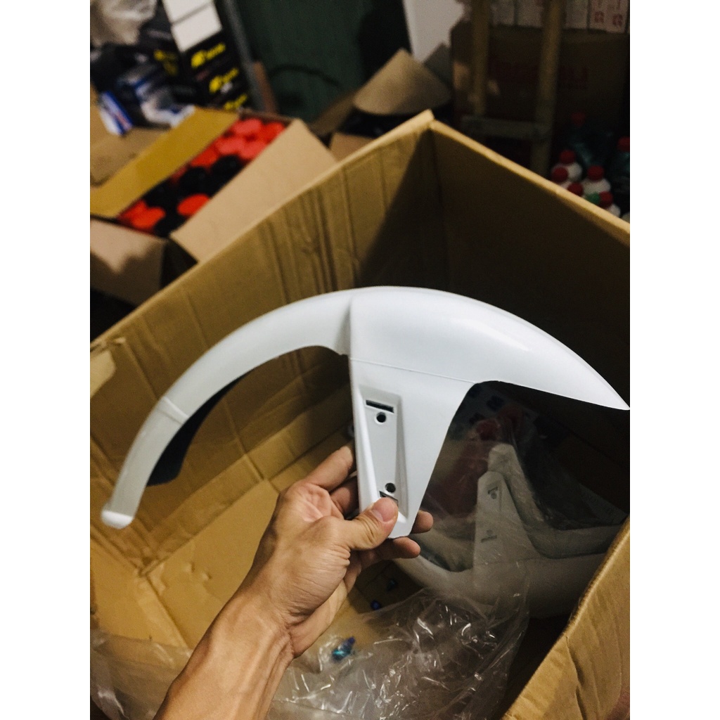 Chắn bùn trước Xe điện 133M