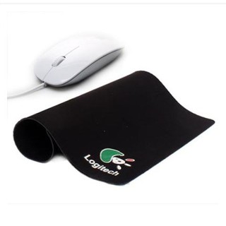 Lót chuột máy tính loghitech 18x22cm