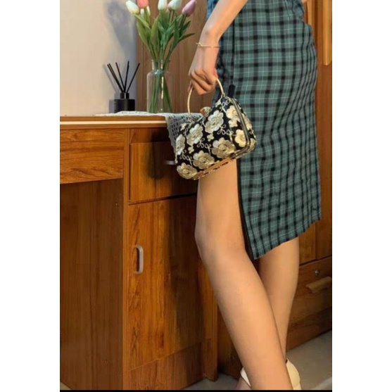 SẴN HÀNG TÚI XÁCH DỰ TIỆC THÊU HOA DIỆN ÁO DÀI THANH LỊCH