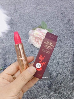 Son Charlotte Tilbury saleeee