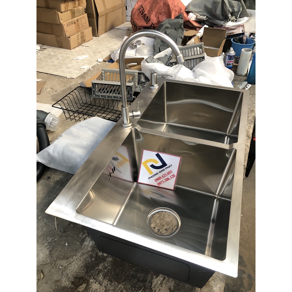 [CHẬU ĐÚC} Chậu Rửa Chén Bát INOX SUS 304 N5 8245 NA.GRAND và xả chậu và Rổ rút và Vòi chén nóng lạnh và Bình rửa chén