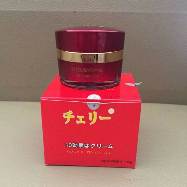 Kem face hoa anh đào