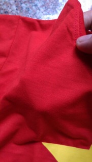 Áo đỏ sao vàng trẻ em