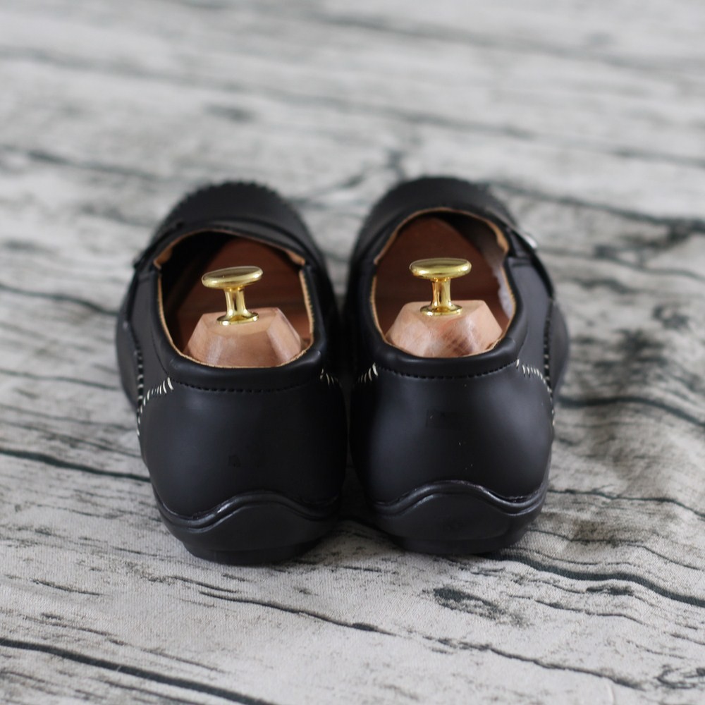 Giày Lười Nam Chỉ Trắng Đen [Có Hộp & 2 Tất] | BigBuy360 - bigbuy360.vn