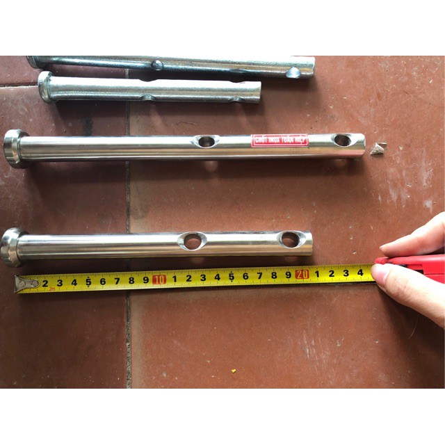 Then cài cửa, cổng inox bé, to