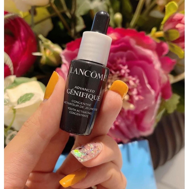 Set Lancome 3 món mini : 1 serum dưỡng ẩm chống lão hoá da. +1 nước hoa mini Lavie Est Belle +1 son Lancome đỏ. | BigBuy360 - bigbuy360.vn
