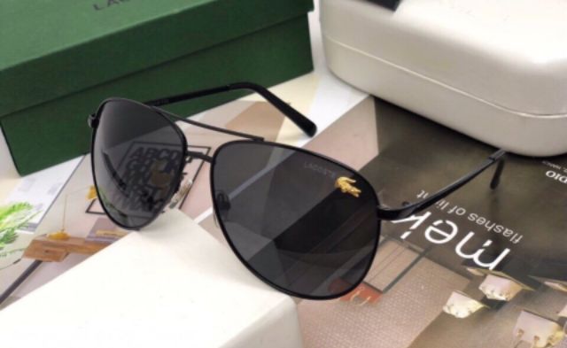 MẮT KÍNH CÁ SẤU THỜI TRANG NAM CỰC NGẦU