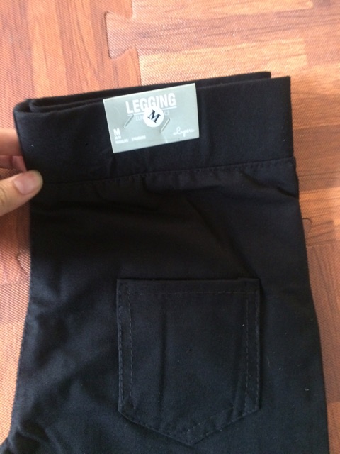 Quần legging ngố nữ dài qua gối