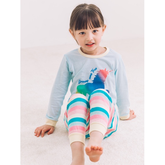 Bộ pijama dài tay bé gái Rainbow Unicorn 100% Cotton – Olomimi Hàn Quốc