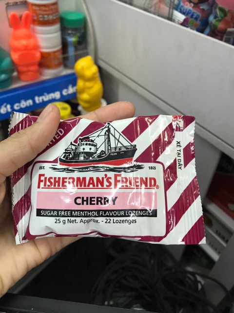 Kẹo Cay Con Tàu Fisherman's Friend 25g ( Hàng do Tập Đoàn DKSH phân phối)