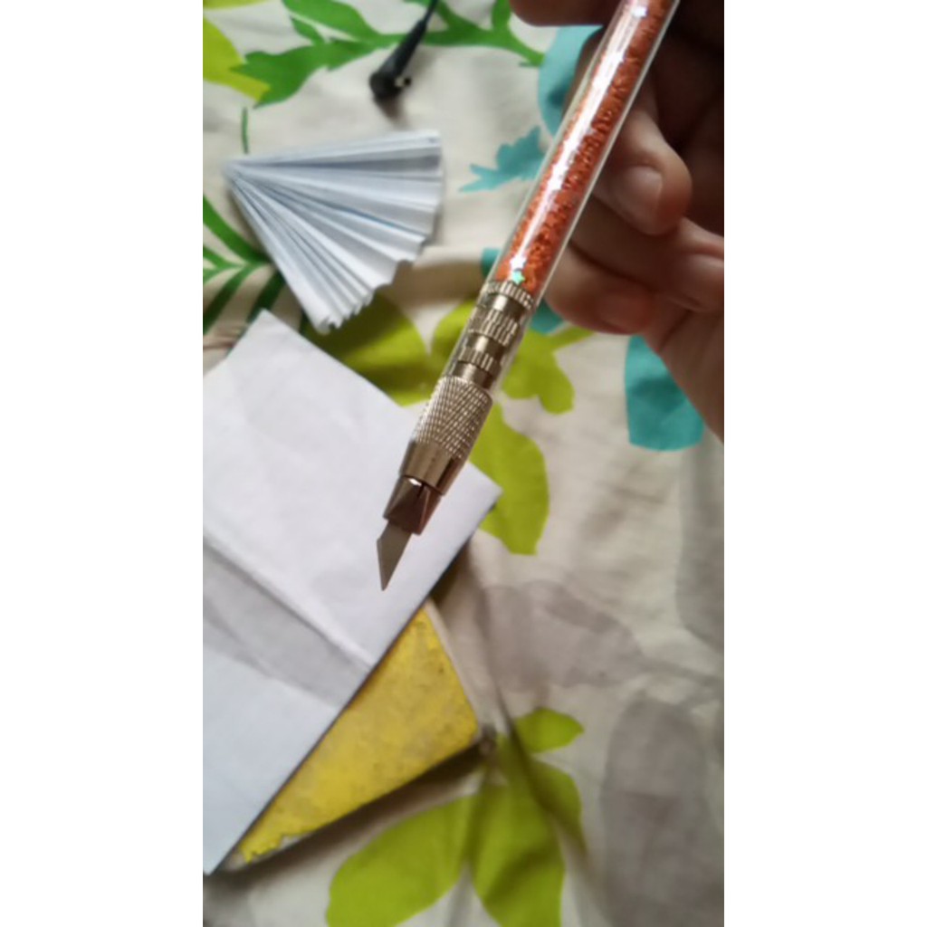 Dao Cắt 12 Lưỡi Dao Tiện Dụng