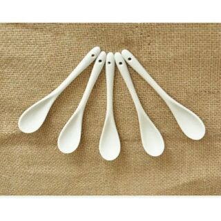 Muỗng sứ trắng s size