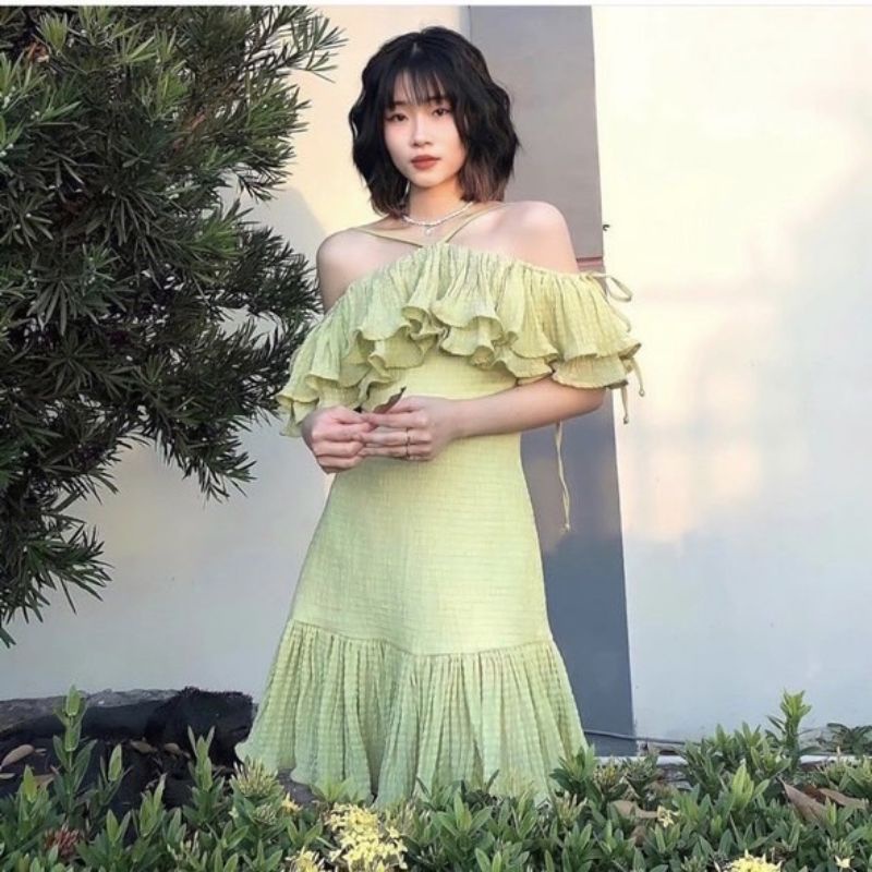 Đầm váy xốp xanh bơ cổ yếm phối bèo rớt vai đuôi cá form ngắn hàng hptgirl