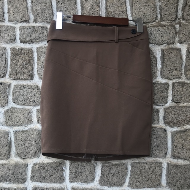 Chân váy công sở vải tuyết mưa màu đen | BigBuy360 - bigbuy360.vn