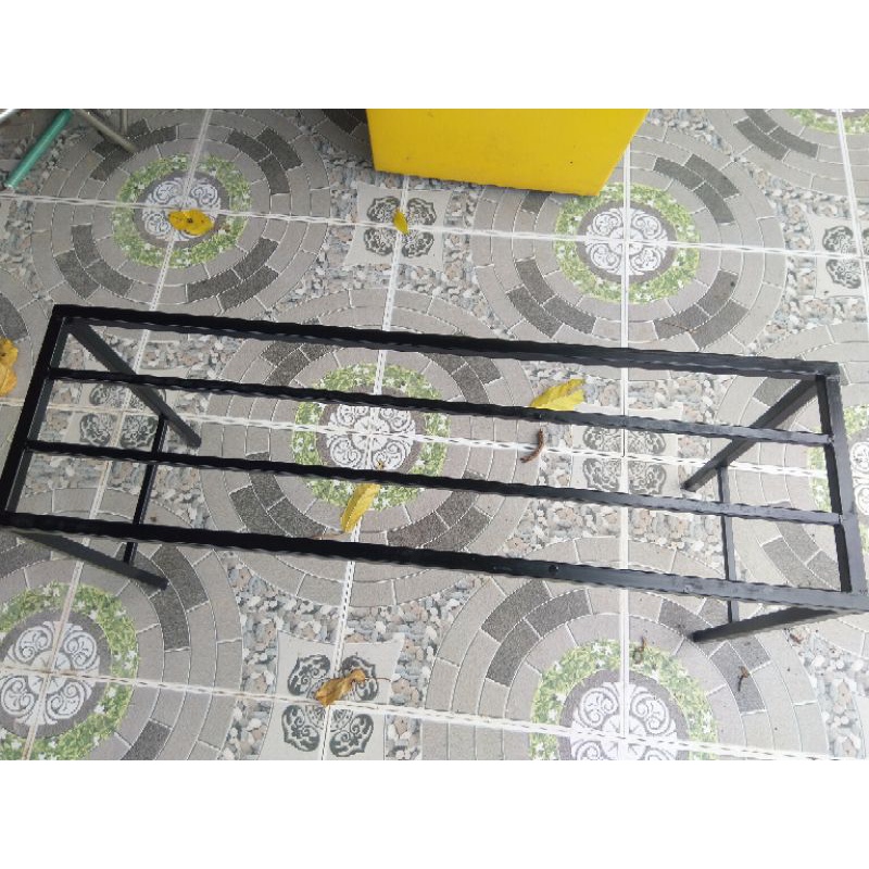 Kệ kê chậu hoa, rau, cây cảnh ban công sân thượng: Dài 100cm-Rộng30cm-Cao50cm.hộp thép 2x2cm. 4 chân. 2 giằng chân