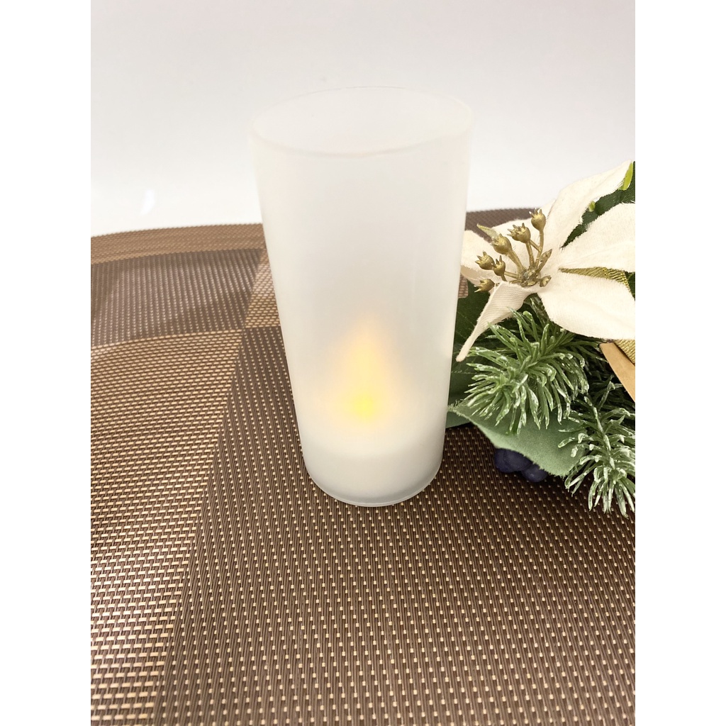 Daiso Nến có đế dạng đèn led