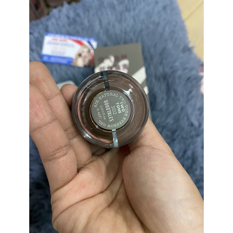 KEM TẢN MÀY GOGO TALES  AIR NATURAL TWO-TONE EYEBROW CREAM 8,4G  MÀU 302 | BigBuy360 - bigbuy360.vn