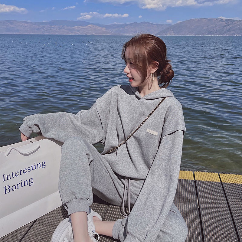 Set áo sweater + quần dài màu trơn thiết kế thời trang phong cách thể thao có bán lẻ