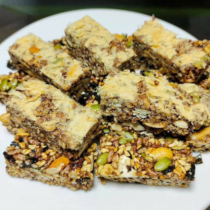 Hạt dinh dưỡng mix gạo lứt chà bông bánh ăn kiêng granola bar tập gym, dinh dưỡng cho bà bầu, giảm cân