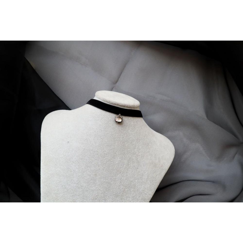 Vòng Cổ Choker Dây Nhung Đen Mặt Mèo Vỏ Sò Tự Nhiên Bằng Thép Không Gỉ