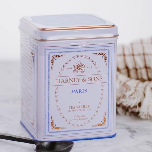 Trà bá tước Paris hương quả mọng caramel vanilla Harney and Sons hộp thiếc date 05/2023 (hàng Mỹ)