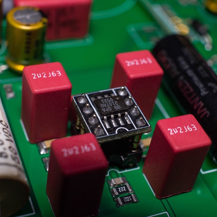 Opamp khuếch đại âm thanh nhiều loại OPA2107 , OPA2604 , OP37 vv..vvv.