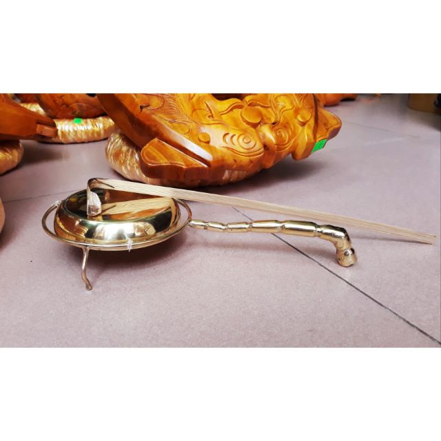 Tang đồng Huế dày dặn