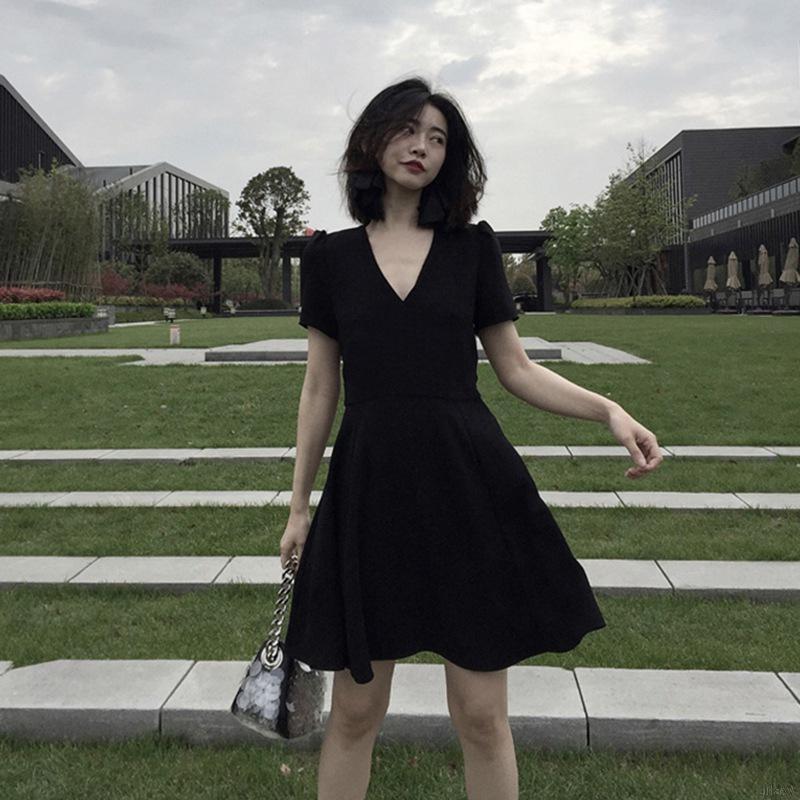 Đầm Nữ Tay Ngắn Cổ Chữ V Màu Trơn Phong Cách Hàn Quốc | BigBuy360 - bigbuy360.vn