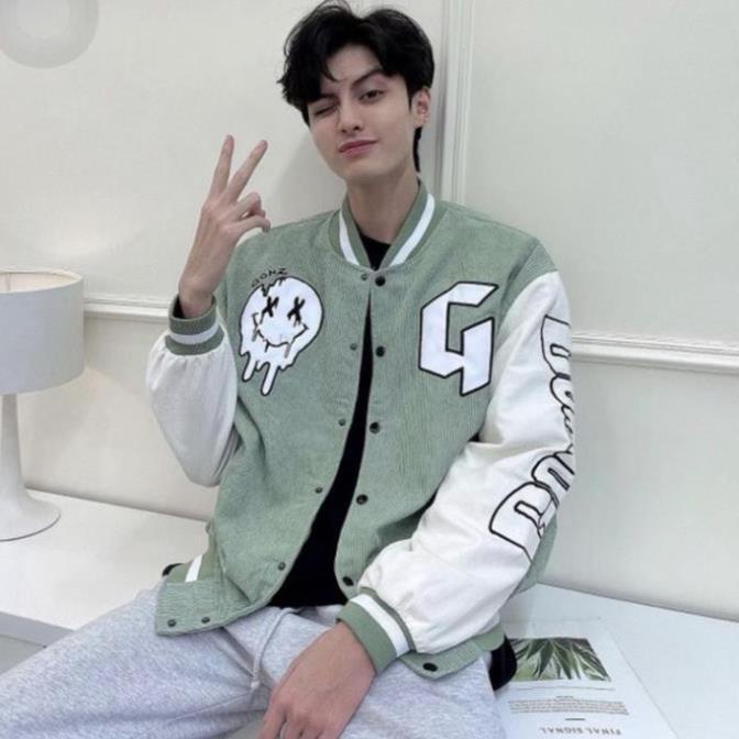 Áo Khoác Form Rộng Nhung Tâm Jacket Varsity Graffiti