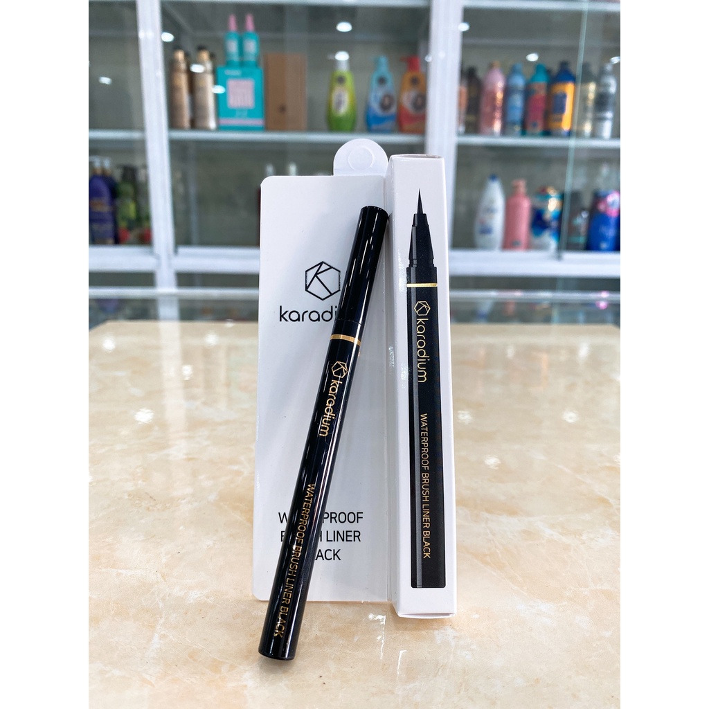 Bút Kẻ Mắt Nước Chống Trôi, Sắc Nét Karadium Waterproof Brush Liner - Black Hàn Quốc