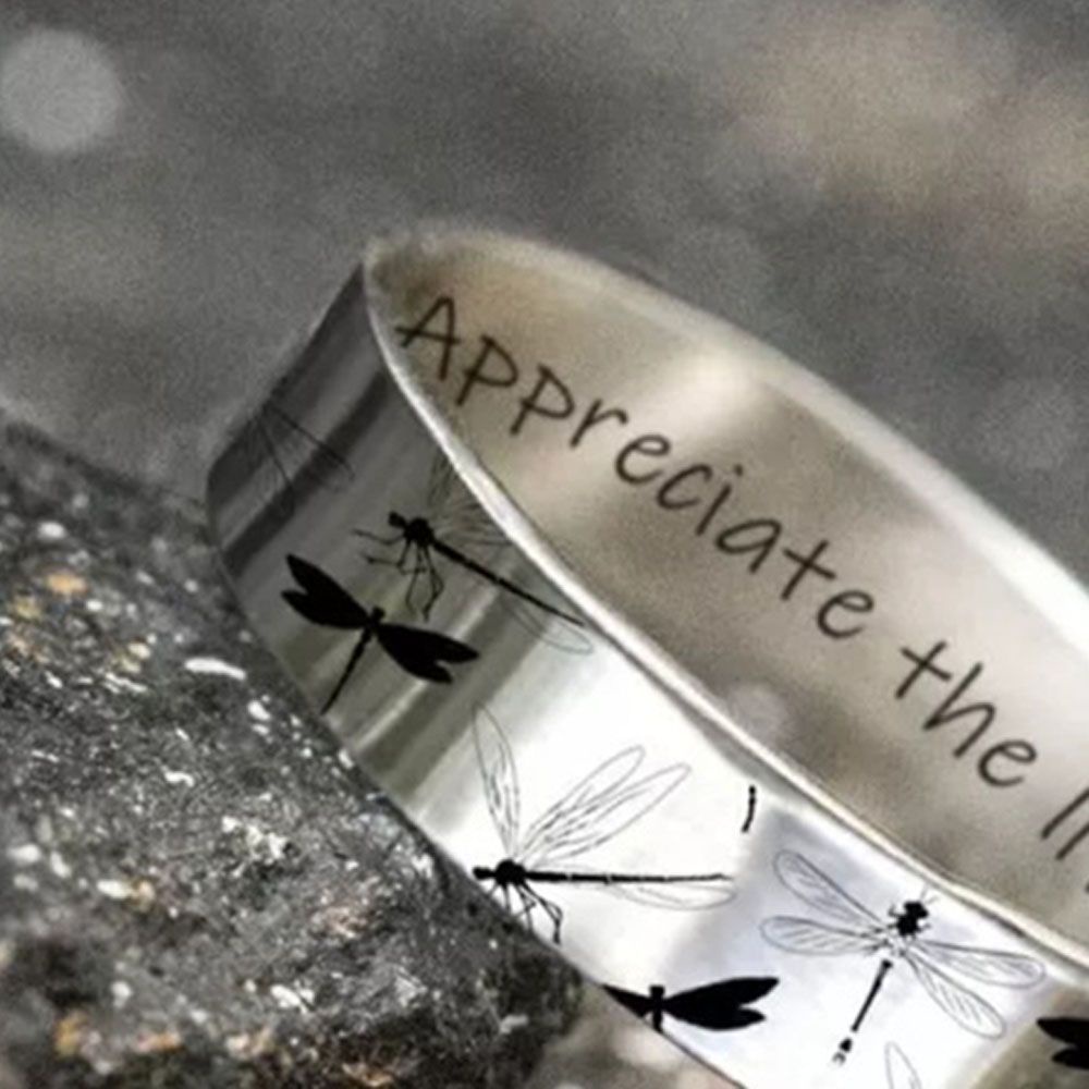 Nhẫn họa tiết chuồn chuồn phong cách cá tính