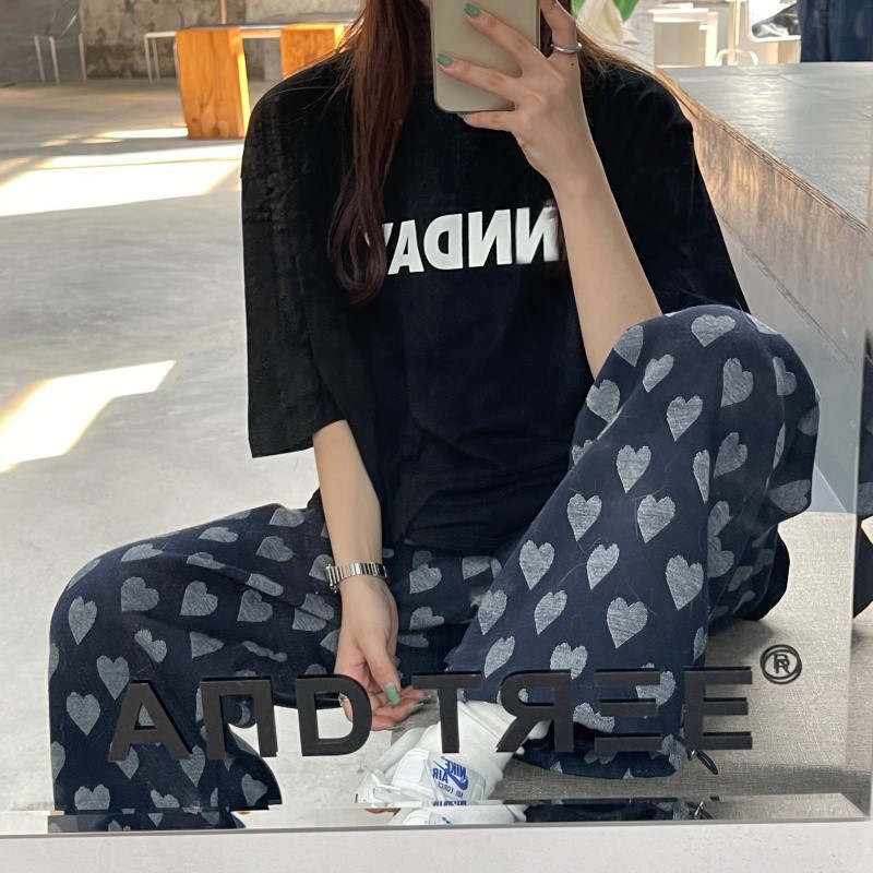 LEEVA - Áo thun nữ dáng rộng tay lỡ Sunday A115