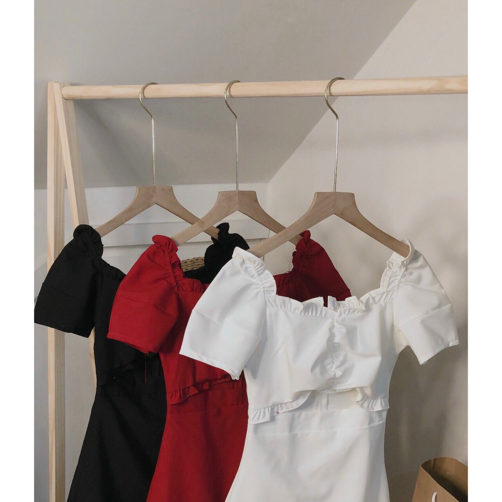 [Mã SKAMA06 giảm 8% tối đa 50K đơn 250K] Đầm Cut Out Nhún Ngực Cực xinh | BigBuy360 - bigbuy360.vn