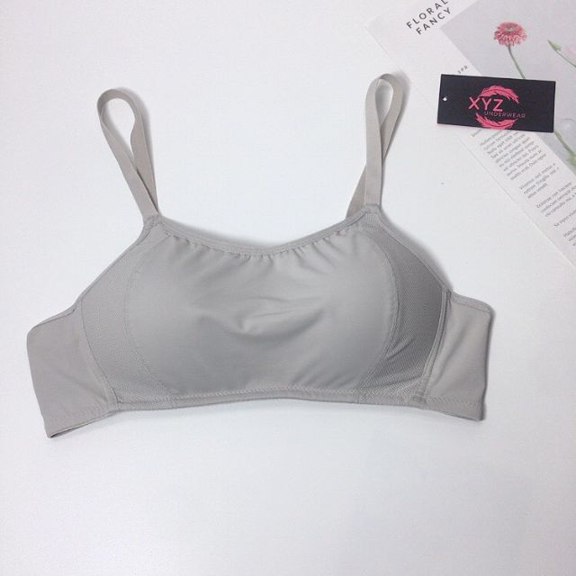 Ảnh kèm video là có thật  chưa bao giờ lại có chiếc áo định hình ngực mặc siêu thích như e này ạ