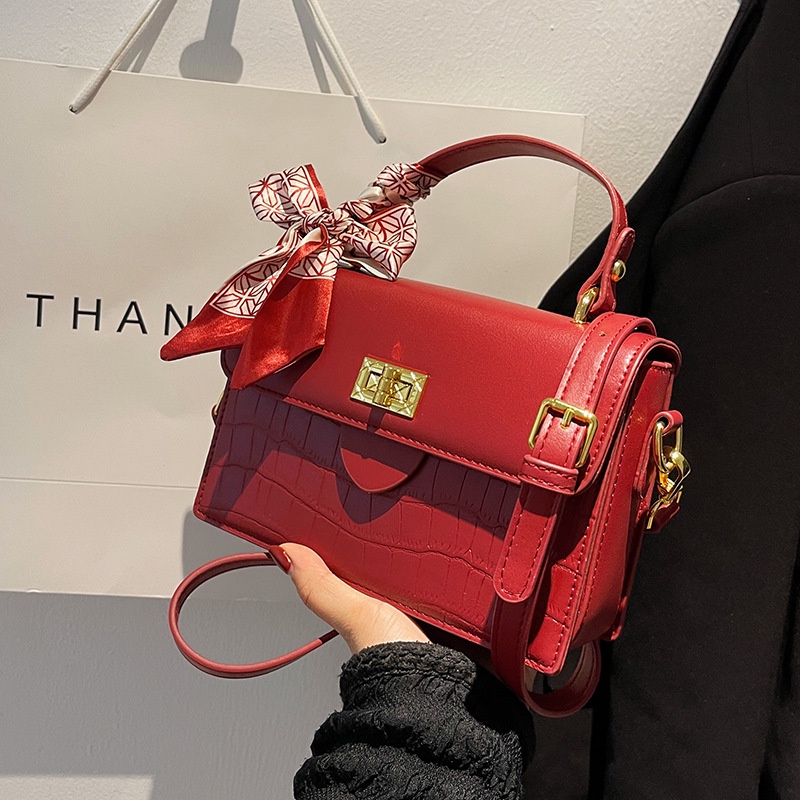 Túi đeo chéo IELGY đính nơ họa tiết vân đá thời trang cho nữ