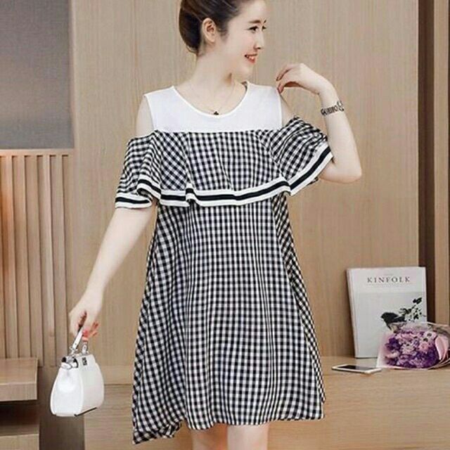 Đầm khoét vai phối bèo cực xinh