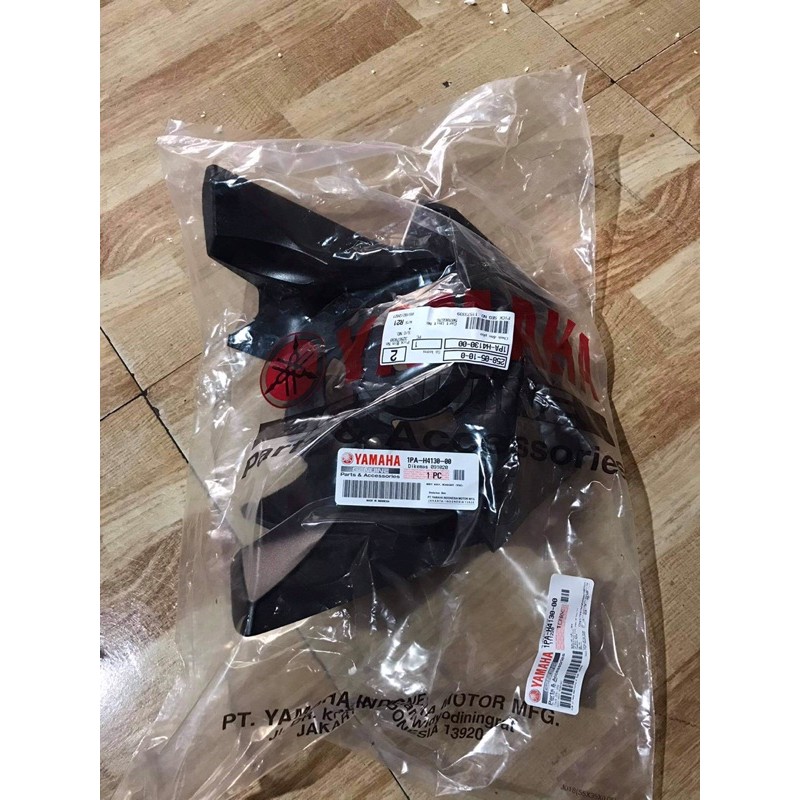 Gáy sau pha đèn FZ150 2015-2016 zin chính hãng