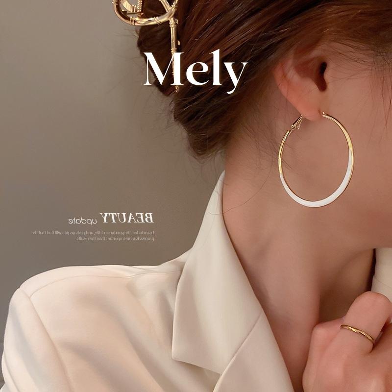 Bông tai nữ khuyên tròn nhiều kích thước bền màu không gỉ 489