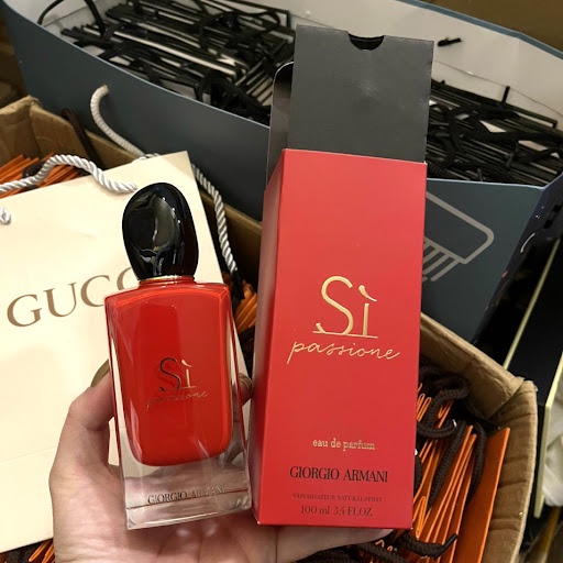 Nước hoa nữ Giorgio Armani Sì Passione -– Sì đỏ 100ml