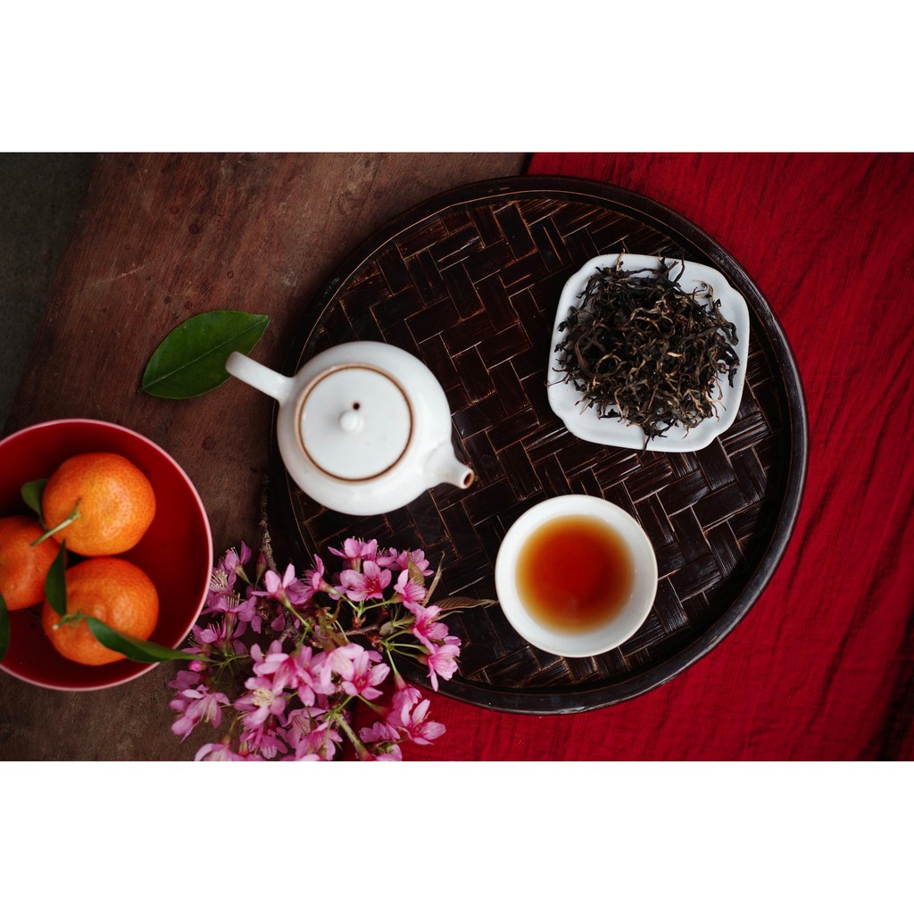 HỒNG TRÀ SHAN TUYẾT CỔ THỤ