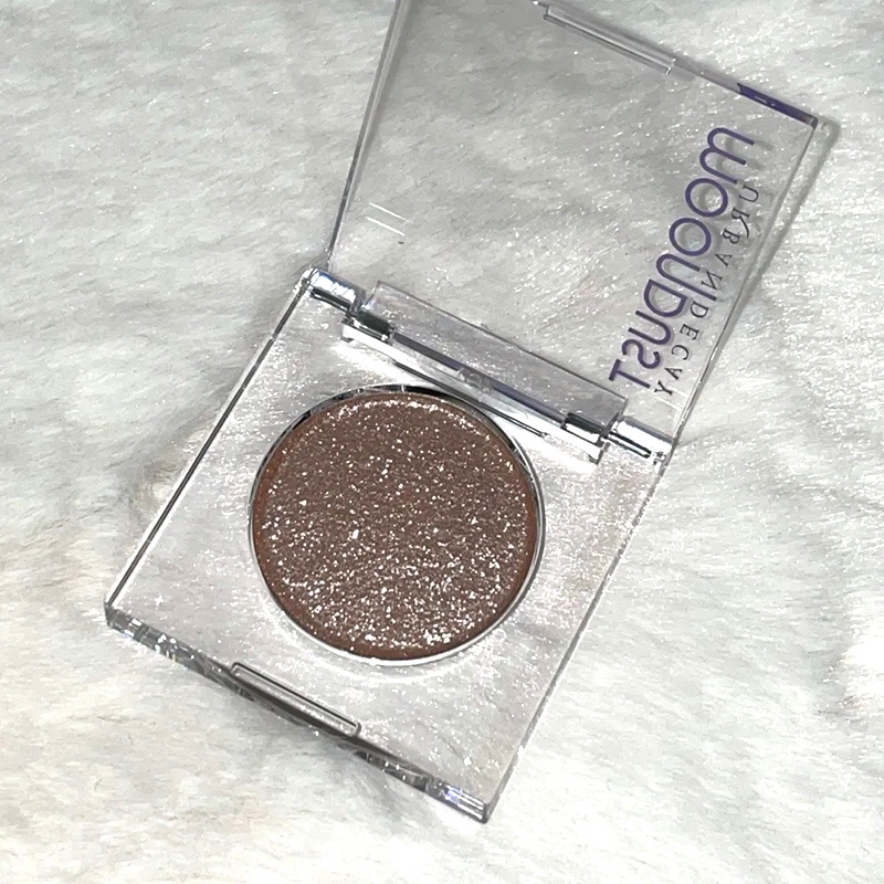 Phấn mắt đơn sắc lấp lánh 1.8g trang điểm tuyệt đẹp
 | BigBuy360 - bigbuy360.vn