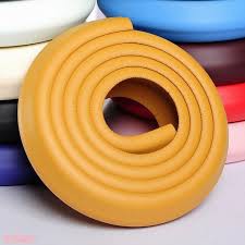 1 cuộn dây cao su bọt biển mềm dài 2m dán bọc góc cạnh bàn, tủ kính, giường an toàn cho bé