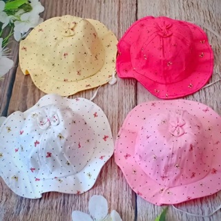Com bo mũ trẻ em