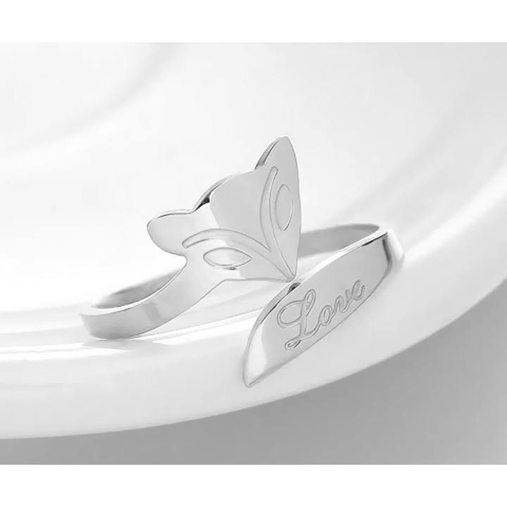 nhẫn nữ titan cao cấp hình hồ ly mau trắng - truy tìm tình yêu- tặng hộp đựng xinh xắn - đảm bảo sáng, đẹp , không đen